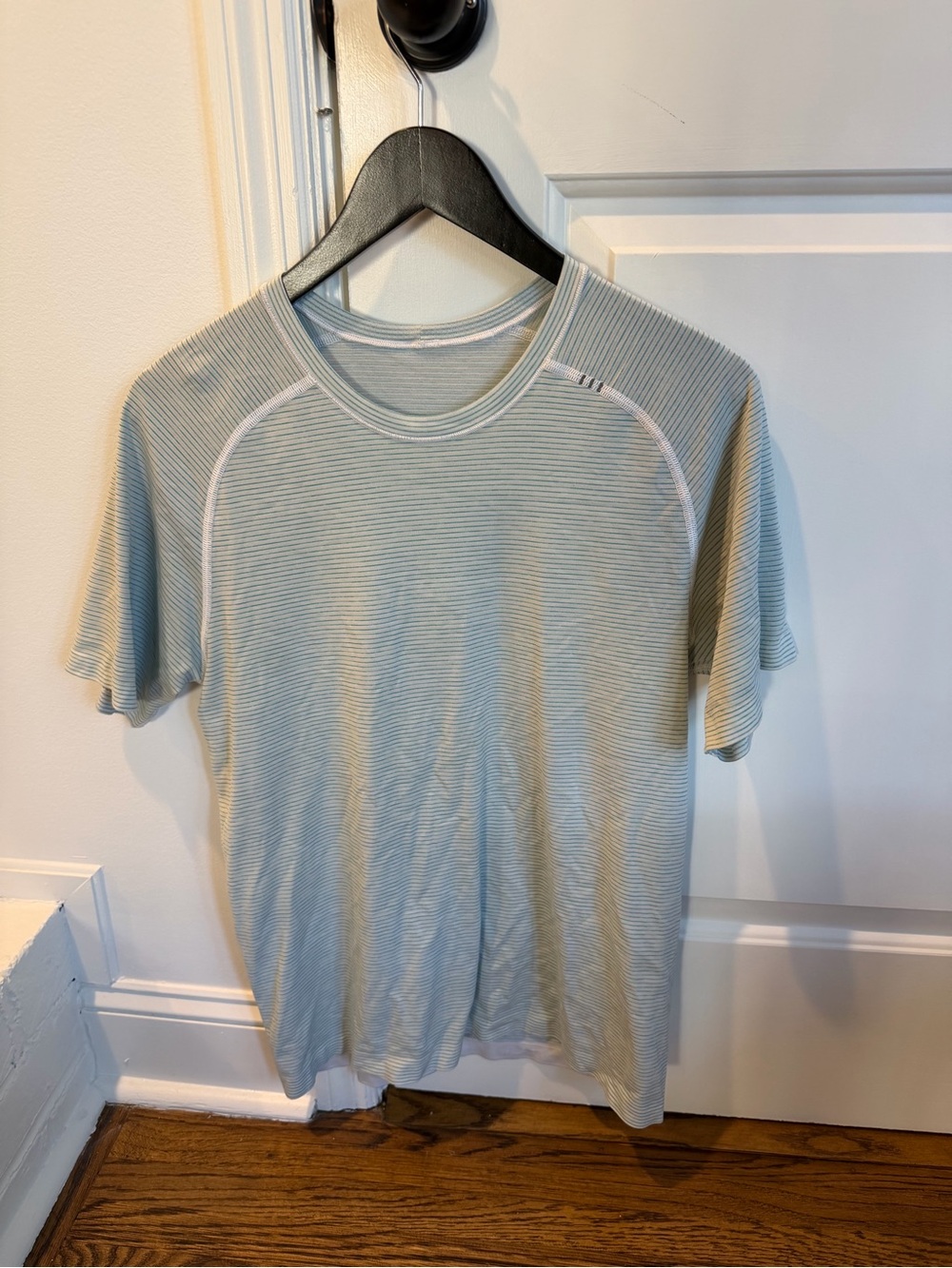 lululemon athletica Men's Light Blue and White Thin Stripe Crew Tee